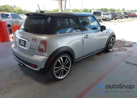 2008 Mini Cooper S из США, поврежденный, VIN WMWMF73548TV35548